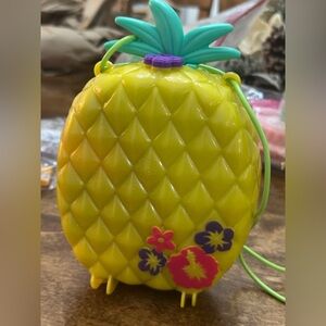 Polly Pocket TROPICOOL PINEAPPLE PURSE Wearable Compact w/ Accessories Animals